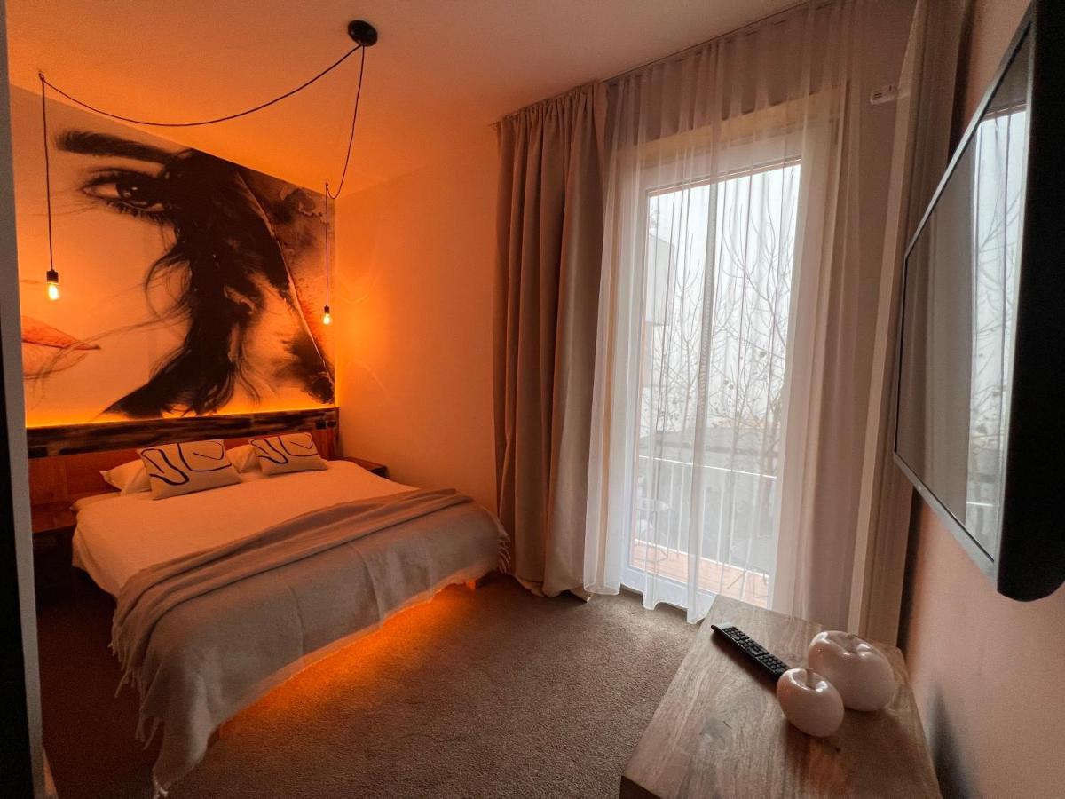 Shard Boutique Hotel-Adult Only Braşov Eksteriør bilde
