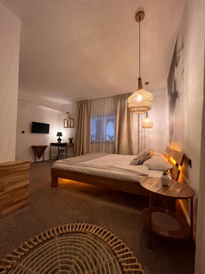 Shard Boutique Hotel-Adult Only Braşov Eksteriør bilde