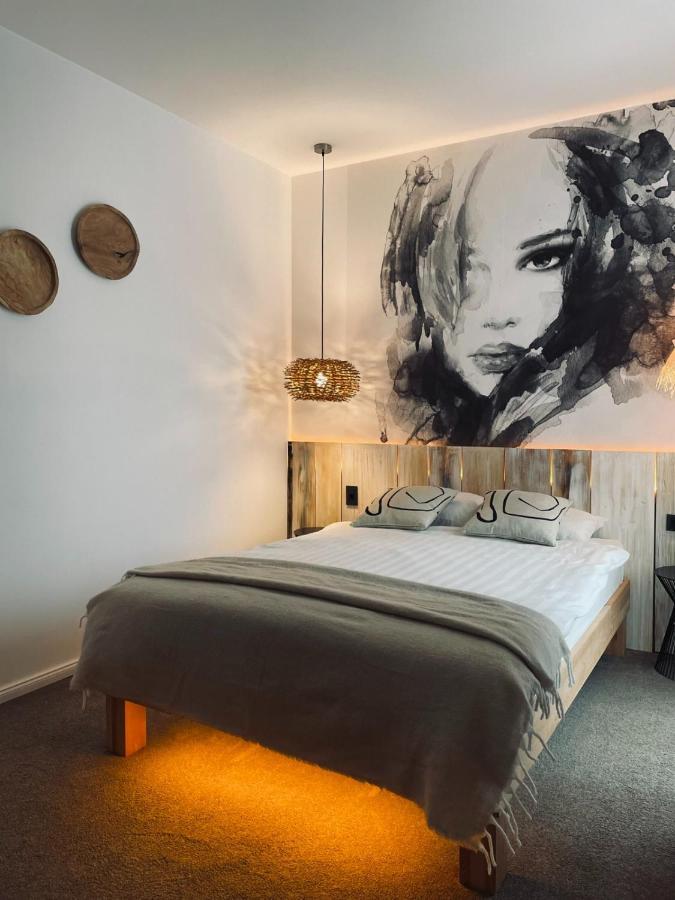 Shard Boutique Hotel-Adult Only Braşov Eksteriør bilde