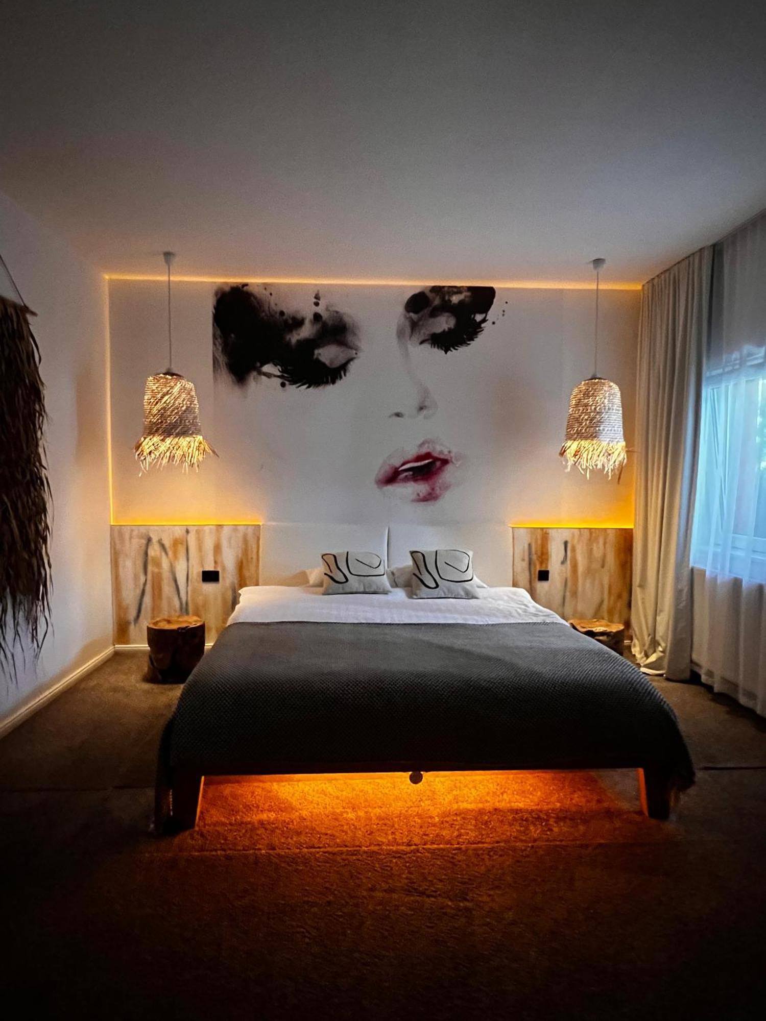 Shard Boutique Hotel-Adult Only Braşov Eksteriør bilde